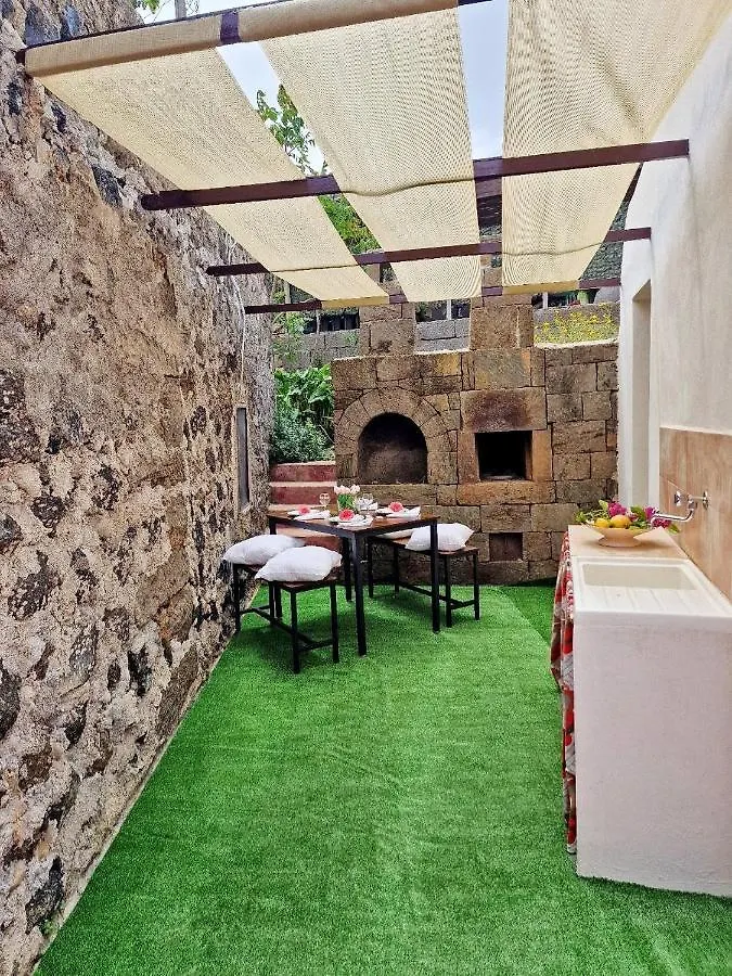 La Casa Del Sole Villa Kamma Holiday home